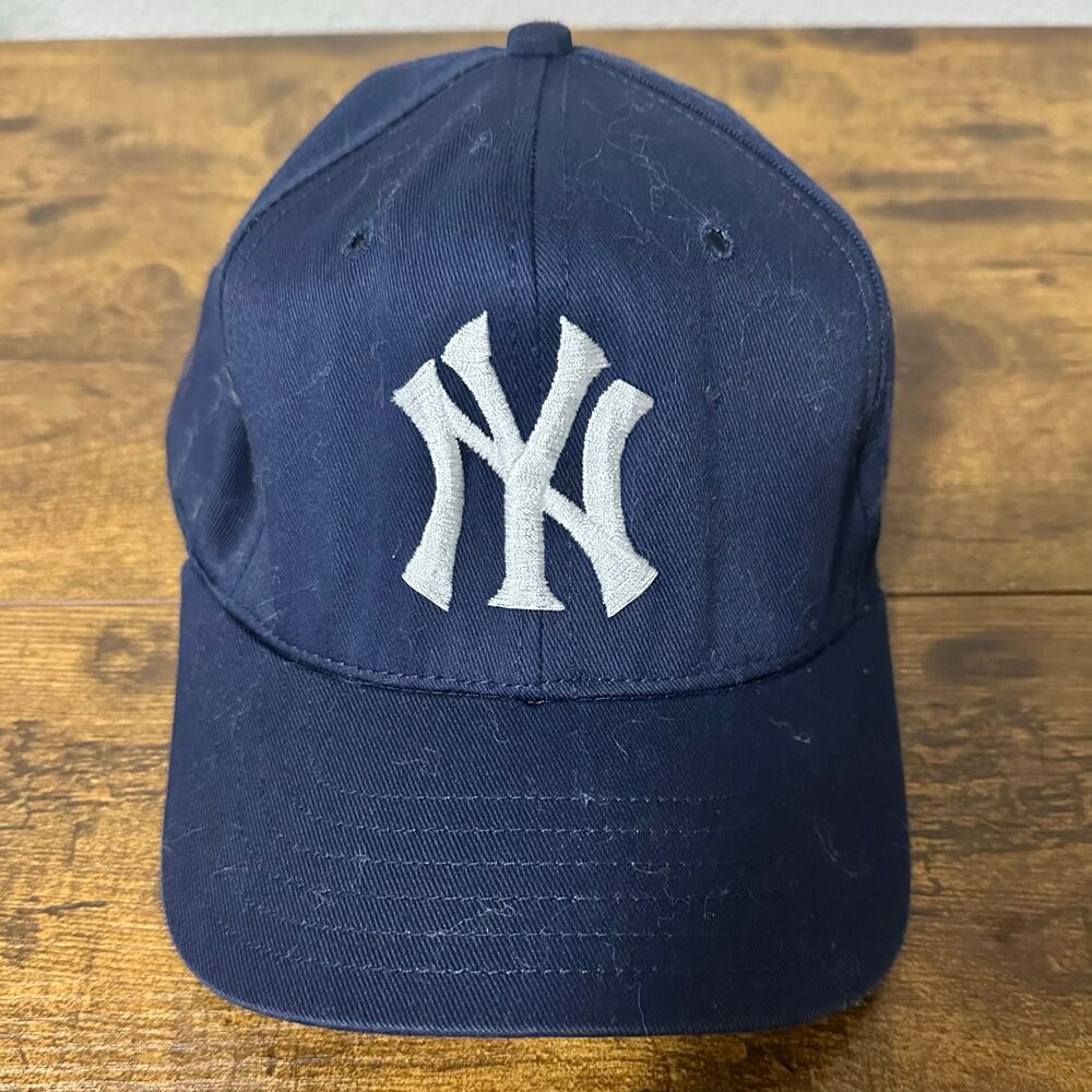 Vintage 80's New York NY Yankees Snapback Hat Baseball Cap OSFA
